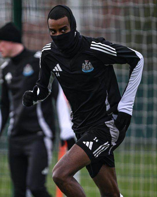 1740096394972032837.jpg niuka.jpg